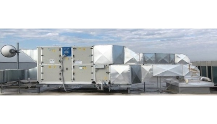 A.T.U. with enthalpic heat recovery unit and direct expansion battery